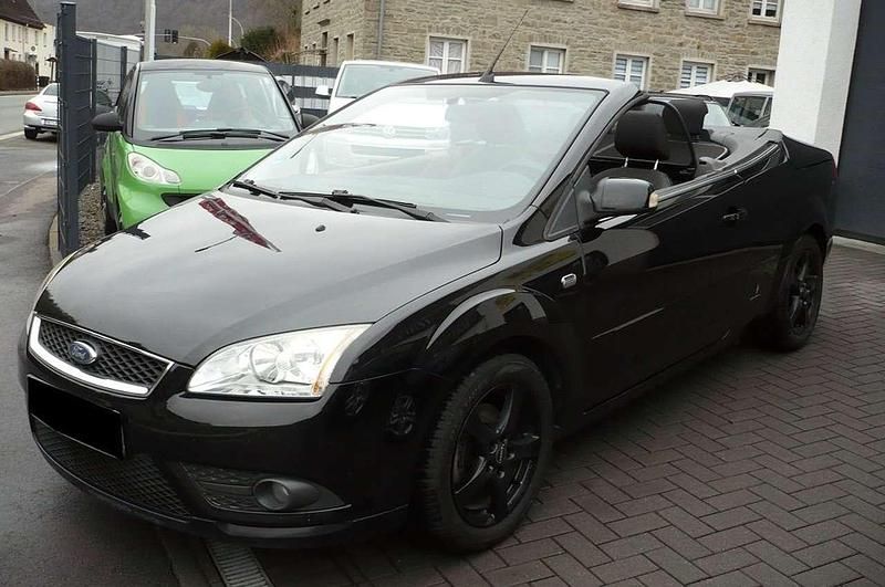 Gebraucht Ford Focus Cabriolet 101 PS (74 kW) 2008 Schwarz Cabrio