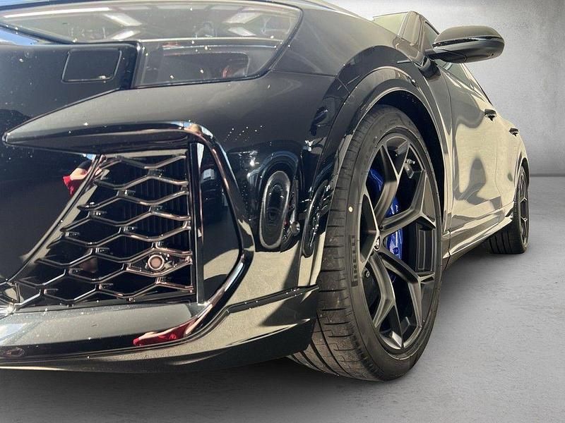 Neu Audi RS Q8 Performance 640 PS (470 kW) 2026 Mythosschwarz metallic SUV