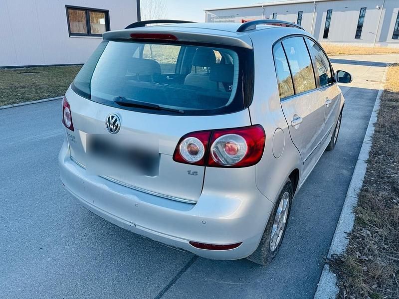 Gebraucht VW Golf VI Edition 102 PS (75 kW) 2009 Silber Kleinwagen