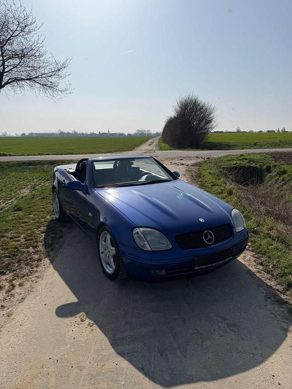 Gebraucht Mercedes SLK230 193 PS (141 kW) 2001 Blau Cabrio