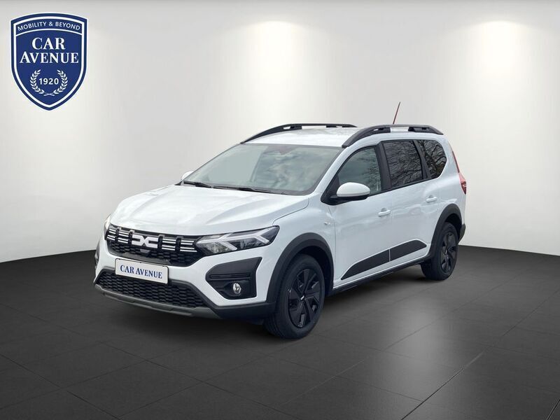 Weiß (arktisweiß (weiß)) Gebraucht 2025 Dacia Jogger Expression Van / Kleinbus | 21.870 € (Fairer Preis) - Bild 1/4