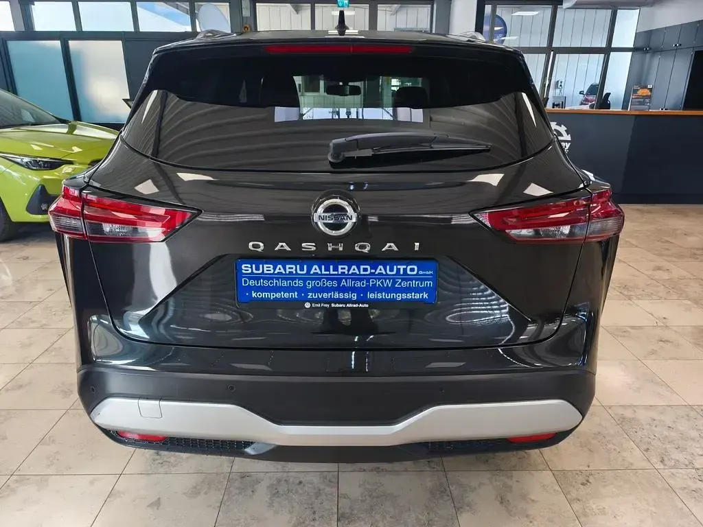 Gebraucht Nissan Qashqai Tekna+ 158 PS (116 kW) 2022 Schwarz SUV