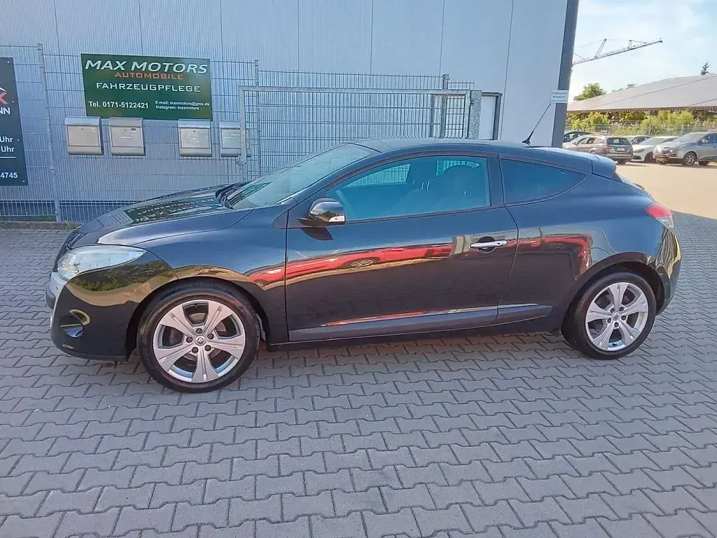 Occasion Renault Mégane 110 ch (80 kW) 2009 Noir Coupé