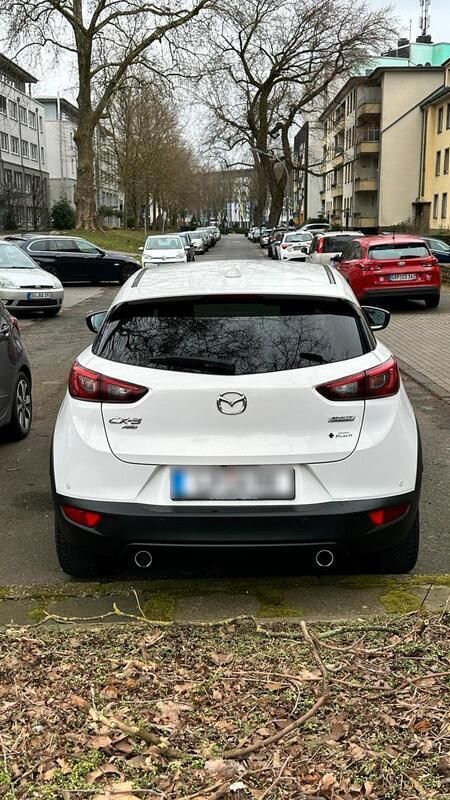 Weiß Gebraucht 2017 Mazda CX-3 SUV | 13.999 € (Etwas zu teuer) - Bild 1/4