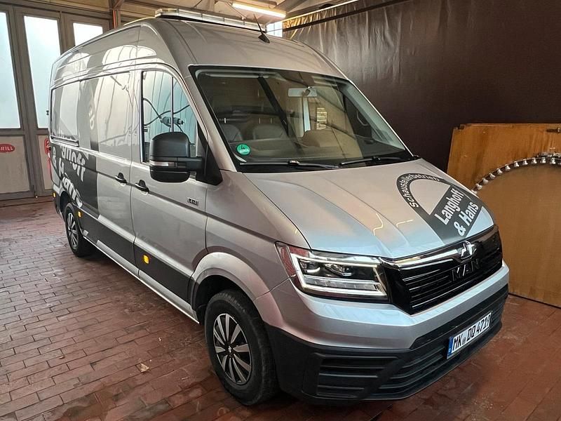 Gebraucht MAN TGE 180 PS (132 kW) 2017 Silber Van