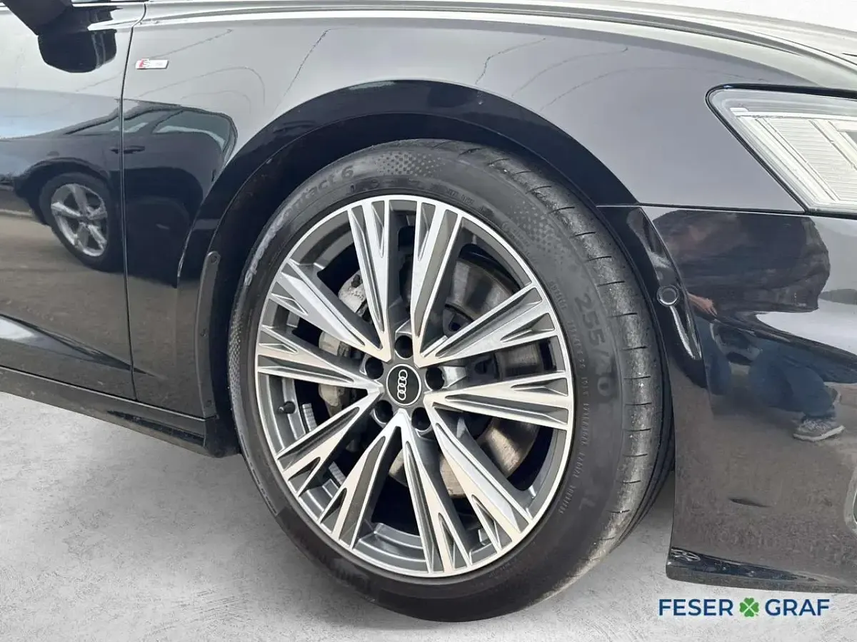 Gebraucht Audi A6 S-Line 340 PS (250 kW) 2022 Mythosschwarz metallic Kombi