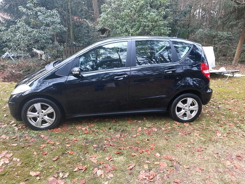 Schwarz Gebraucht 2006 Mercedes A160 Kleinwagen | 850 € (Fairer Preis) - Bild 1/4