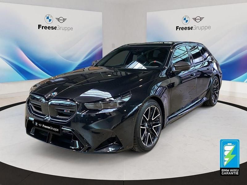 Grau Neu 2025 BMW M5 Shadowline Kombi | 138.490 € (Guter Preis) - Bild 1/4