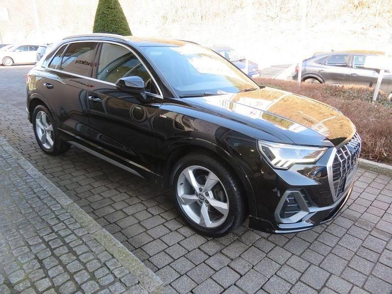 Gebraucht Audi Q3 S-Line 150 PS (110 kW) 2018 Schwarz SUV