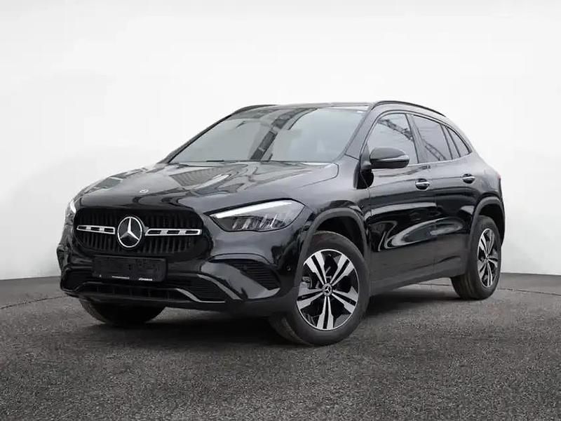 Gebraucht Mercedes GLA180 Progressive 136 PS (100 kW) 2025 Schwarz metalliclack kosmosschwarz SUV