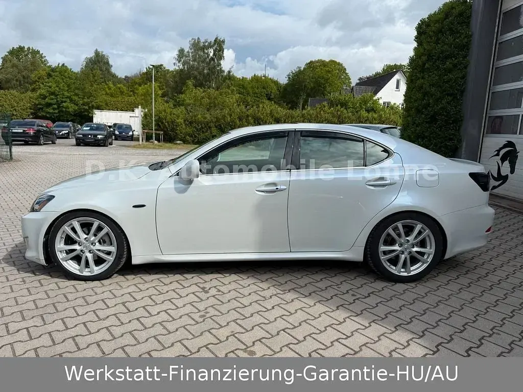 Gebraucht Lexus IS220d 177 PS (130 kW) 2007 Weiß Limousine