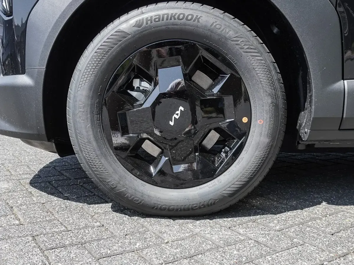 Neu Kia EV2 Earth 106 kW (145 PS) 2026 Schwarz SUV