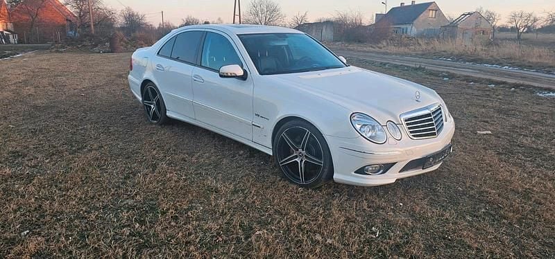 Gebraucht Mercedes E500 AMG 306 PS (225 kW) 2007 Weiß Limousine