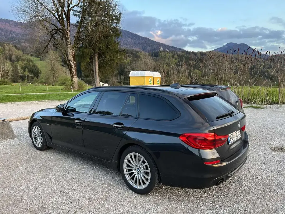 Gebraucht BMW 520 Sport Line 190 PS (139 kW) 2017 Kombi