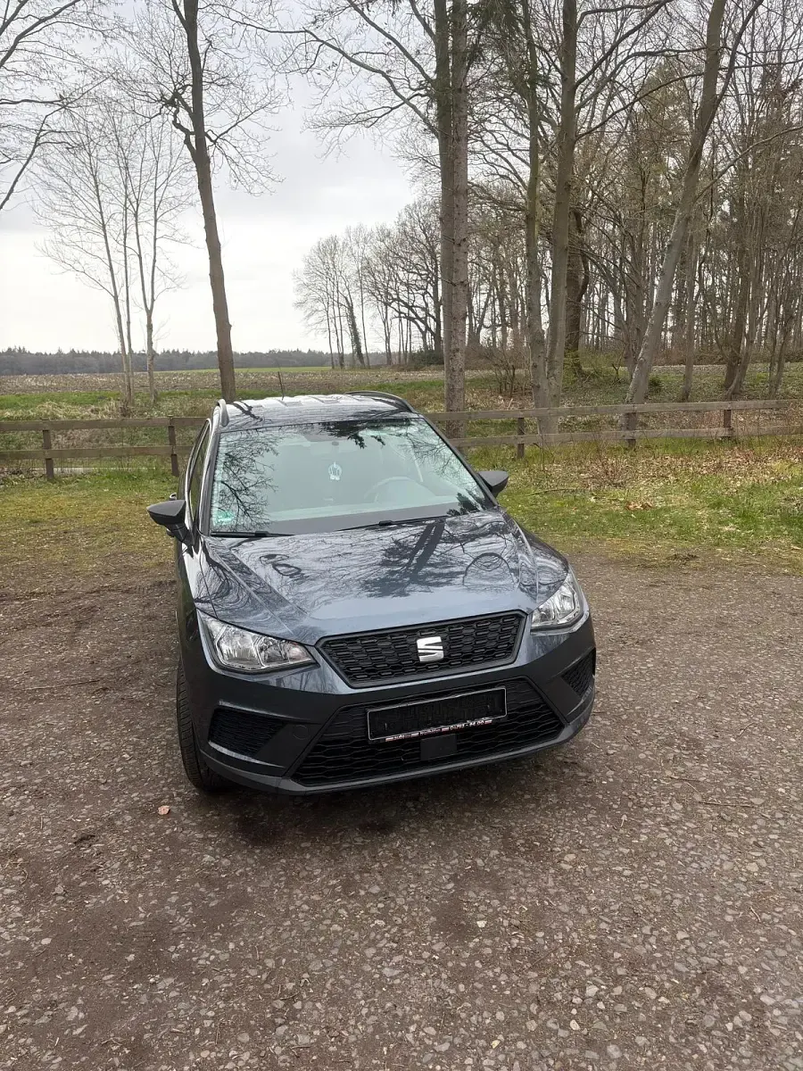 Gebraucht Seat Arona Reference 95 PS (69 kW) 2020 Grau SUV