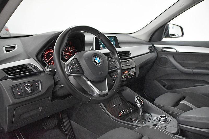 Second-hand BMW X1 xLine 190 CP (139 kW) 2018 Negru SUV
