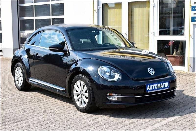 Gebraucht VW Beetle Design 105 PS (77 kW) 2014 Schwarz Kleinwagen
