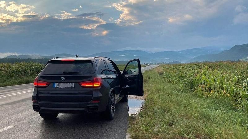 Schwarz Gebraucht 2014 BMW X5 M Sport SUV | 22.999 € (Etwas zu teuer) - Bild 1/4