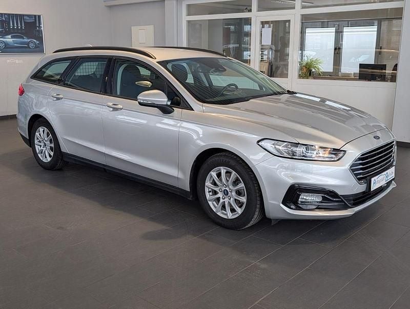 Gebraucht Ford Mondeo 150 PS (110 kW) 2022 Silber Limousine