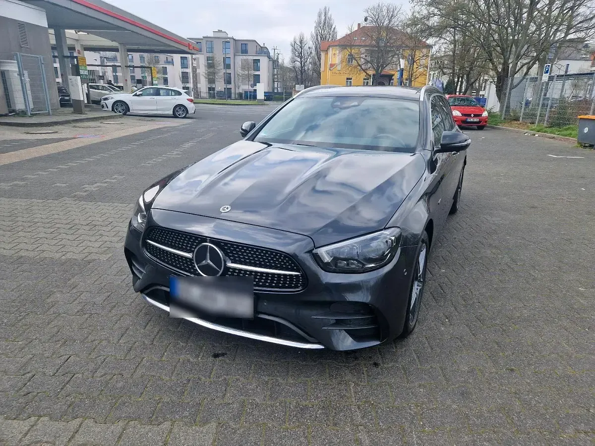 Gebraucht Mercedes E300 306 PS (225 kW) 2020 Schwarz Kombi