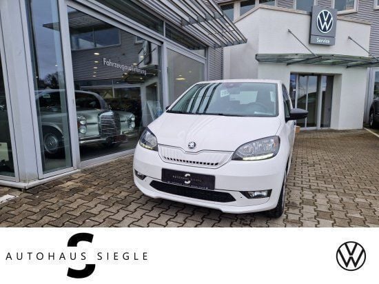 Weiß Gebraucht 2021 Skoda Citigo-e IV Ambition Kleinwagen | 12.380 € (Guter Preis) - Bild 1/4