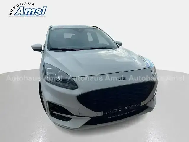 Gebraucht Ford Kuga ST-Line X 150 PS (110 kW) 2022 Frostweiß SUV