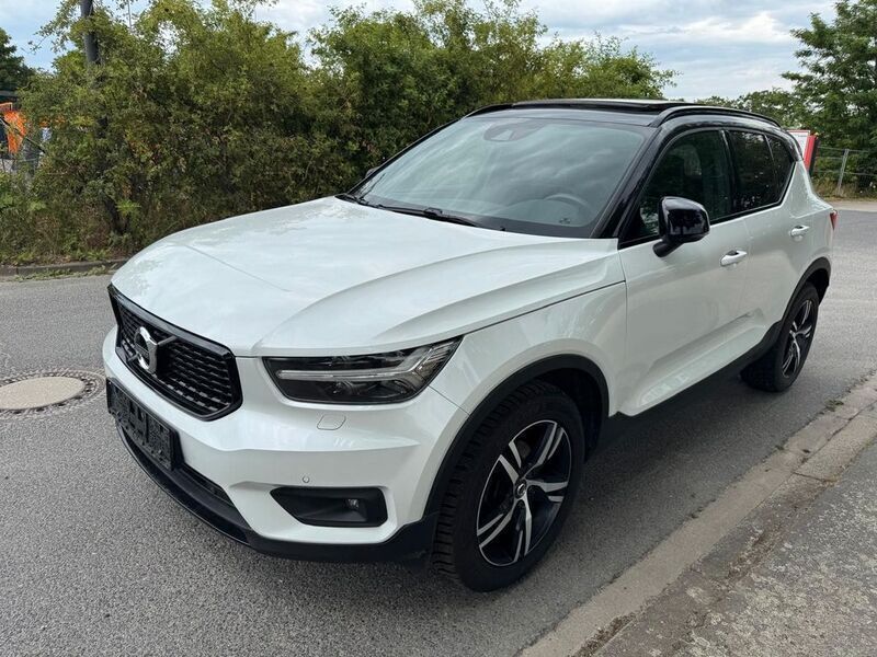 Weiß Gebraucht 2020 Volvo XC40 R-Design SUV | 20.900 € (Etwas zu teuer) - Bild 1/4