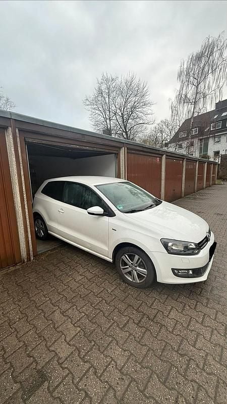 Gebraucht VW Polo Life 60 PS (44 kW) 2014 Weiß Kleinwagen