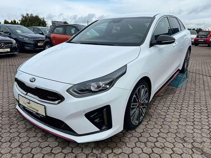 Gebraucht Kia ProCeed GT 204 PS (150 kW) 2019 Deluxe white Kombi