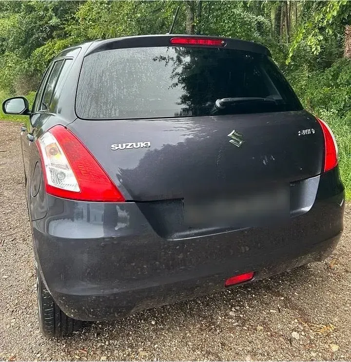 Gebraucht Suzuki Swift X-TRA 94 PS (69 kW) 2017 Andere farben Kleinwagen