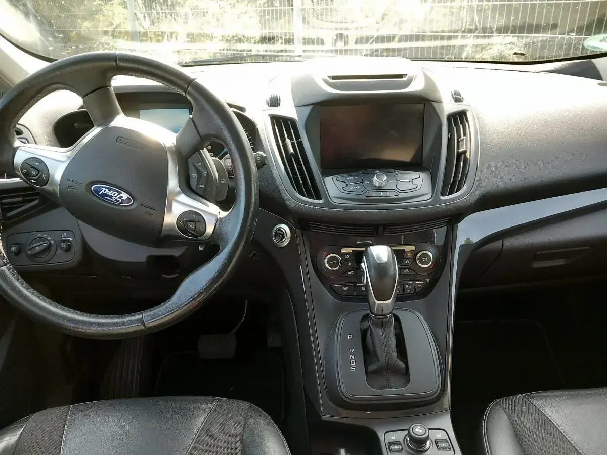 Gebraucht Ford Kuga Titanium 150 PS (110 kW) 2016 Blau SUV