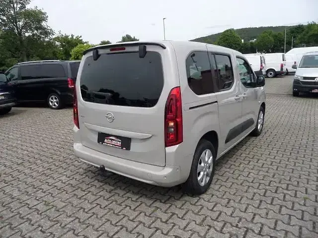 Gebraucht Opel Combo Life Elegance 131 PS (96 kW) 2023 Grau Limousine