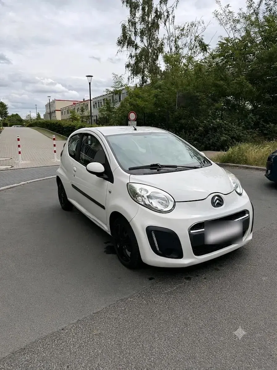 Gebraucht Citroën C1 68 PS (50 kW) 2012 Weiß Kleinwagen
