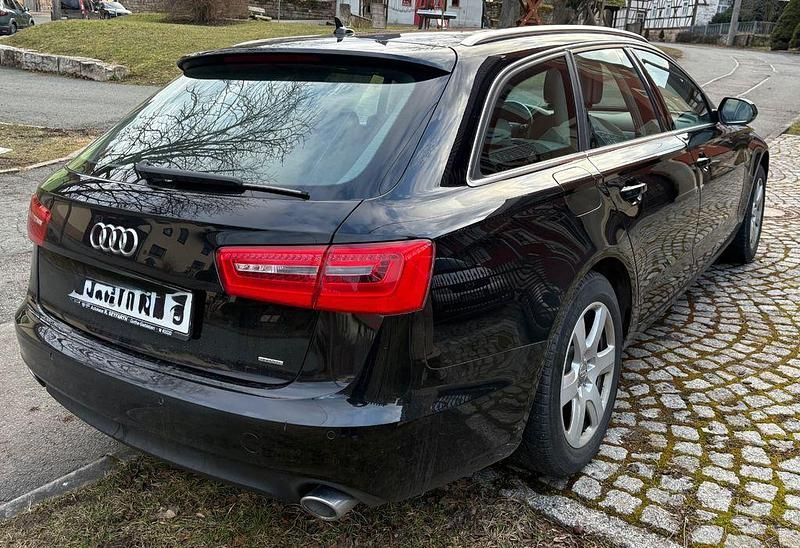 Gebraucht Audi A6 245 PS (180 kW) 2014 Schwarz Kombi