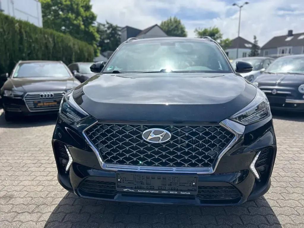 Gebraucht Hyundai Tucson Trend 136 PS (100 kW) 2020 Schwarz SUV