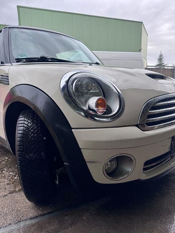 Second-hand Mini ONE 95 CP (69 kW) 2009 Bej Hatchback