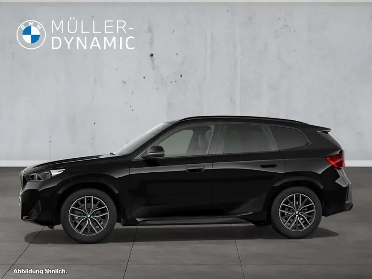 Neu BMW X1 M Sport 170 PS (125 kW) 2026 Black sapphire metallic SUV