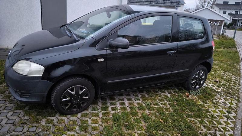 Schwarz Gebraucht 2007 VW Fox Kleinwagen | 900 € (Superpreis) - Bild 1/4