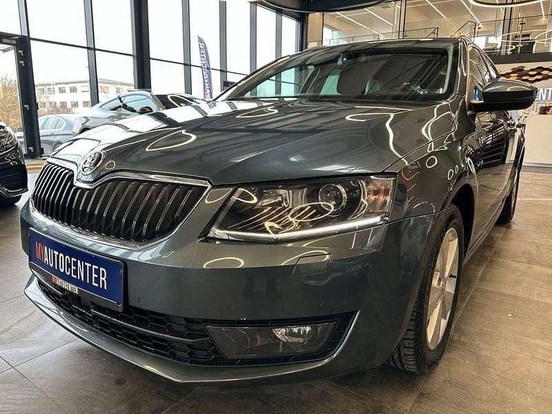 Gebraucht Skoda Octavia Style 150 PS (110 kW) 2016 Grau Kleinwagen