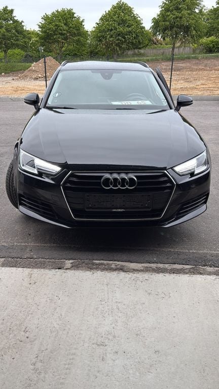 Schwarz Gebraucht 2017 Audi A4 Kombi | 9.799 € (Fairer Preis) - Bild 1/4