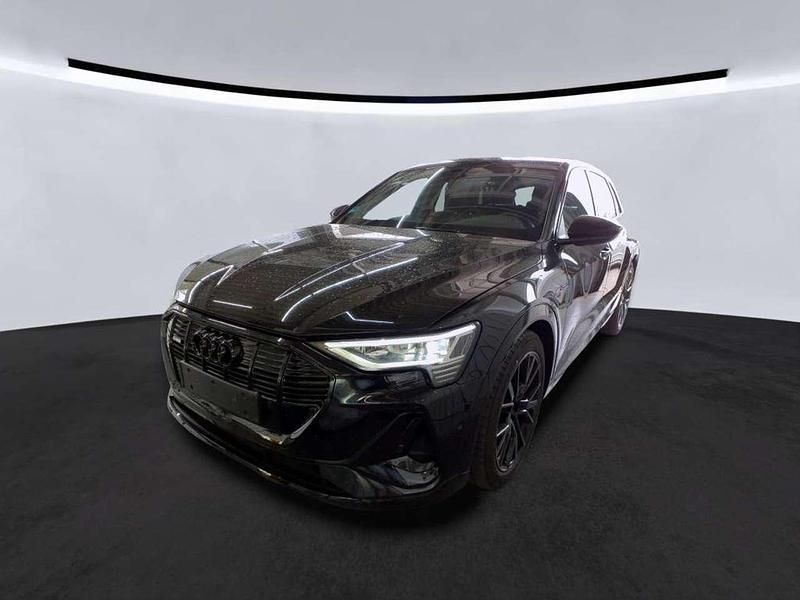Mythosschwarz metallic Gebraucht 2022 Audi e-tron Black Edition SUV | 32.930 € (Superpreis) - Bild 1/2