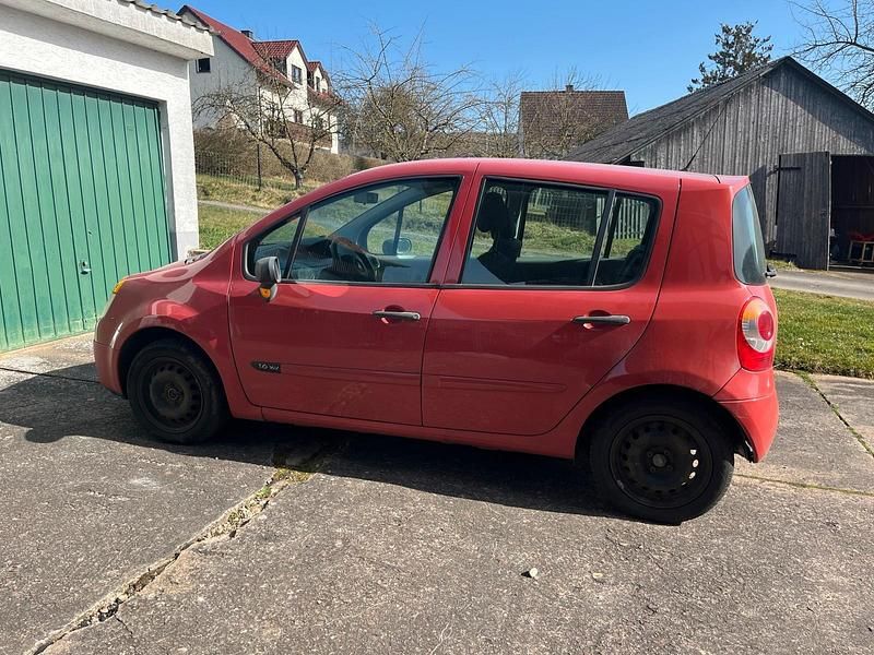 Gebraucht Renault Modus 65 PS (47 kW) 2004 Rot Van / Kleinbus
