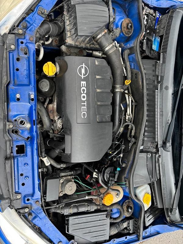 Gebraucht Opel Corsa 70 PS (51 kW) 2005 Blau Kleinwagen