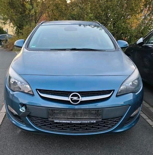Blau Gebraucht 2015 Opel Astra Kombi | 3.290 € (Superpreis) - Bild 1/4