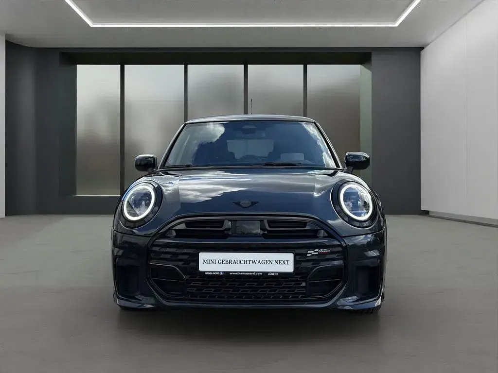 Gebraucht Mini Cooper 204 PS (150 kW) 2024 Grau / legend grey Kleinwagen