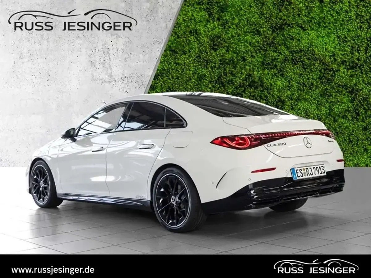 Gebraucht Mercedes CLA200 AMG line 184 PS (135 kW) 2026 Weiß Coupé