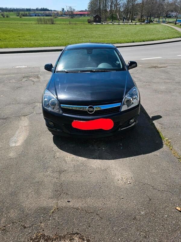 Schwarz Gebraucht 2009 Opel Astra GTC S Coupé | 5.198 € - Bild 1/4
