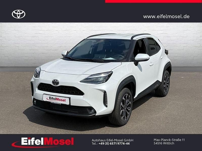 Weiß Neu 2025 Toyota Yaris Cross SUV | 29.660 € (Fairer Preis) - Bild 1/4