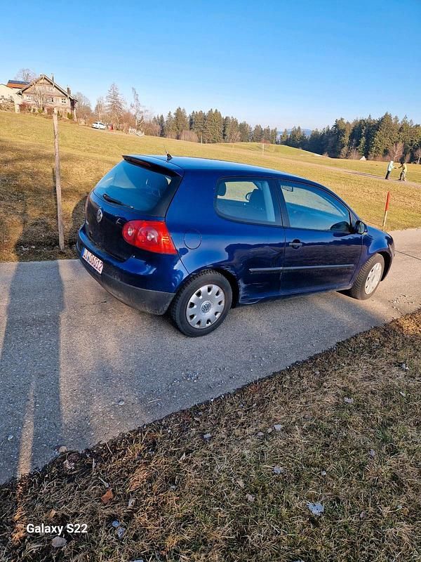 Gebraucht VW Golf IV 75 PS (55 kW) 2005 Blau Limousine