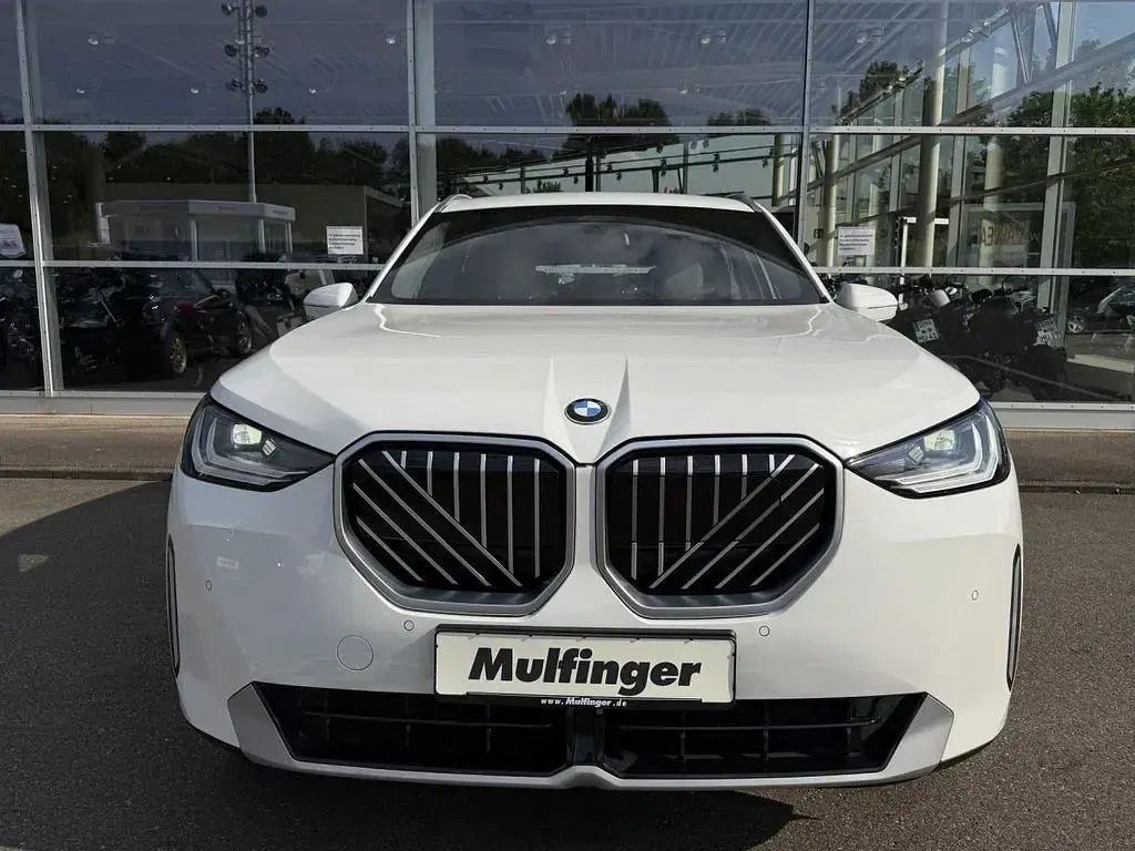 Gebraucht BMW X3 Sport Line 190 PS (139 kW) 2025 Weiß SUV